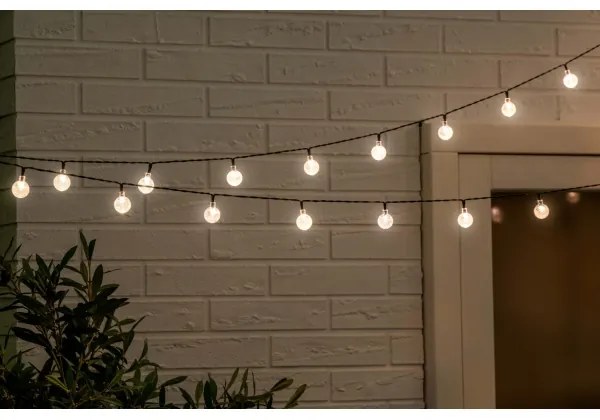 Grundig - stmievateľný solárny LED reťaz 50×LED/8 funkcií, 9,35 m, teplá biela + diaľkové ovládanie