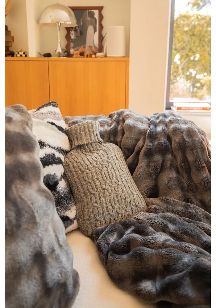 Sivá deka z mikroplyšu 150x200 cm Wave – Tiseco Home Studio