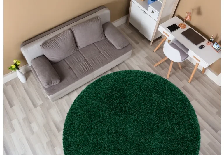 Okrúhly koberec SOFFI shaggy 5cm tmavo zelený
