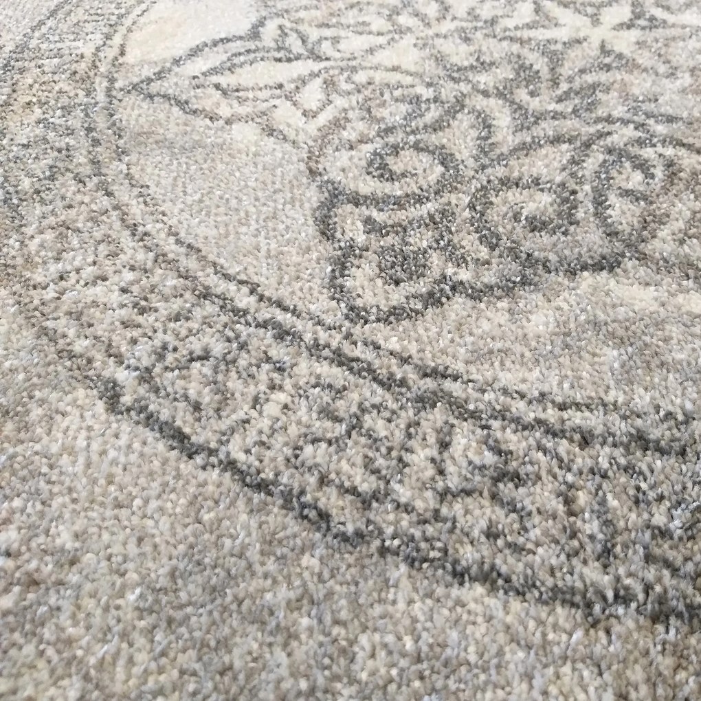 DY Sivý koberec s geometrickým vzorom Vista 04 Rozmer: 80x150 cm