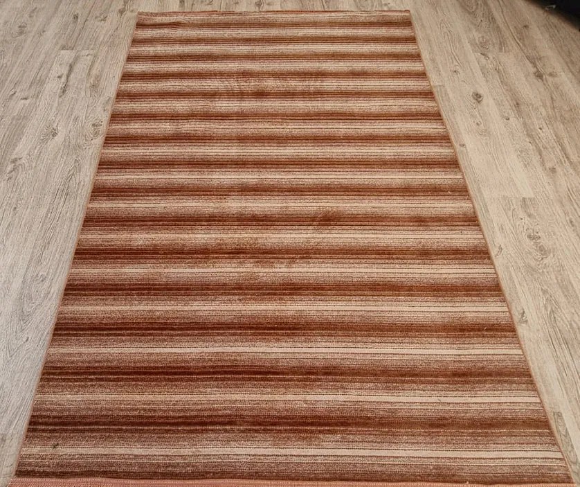 Pruhovaný koberec Saloon TERRA v červenej farbe – nízky vlas Rozmer: 120x170 cm