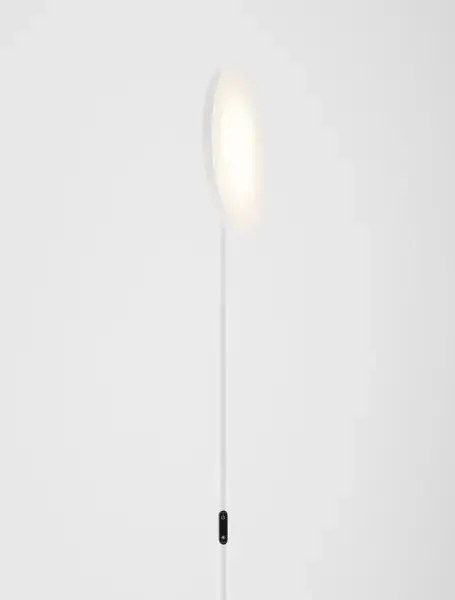 LED stmievateľná čierna stojaca lampa Sinkro