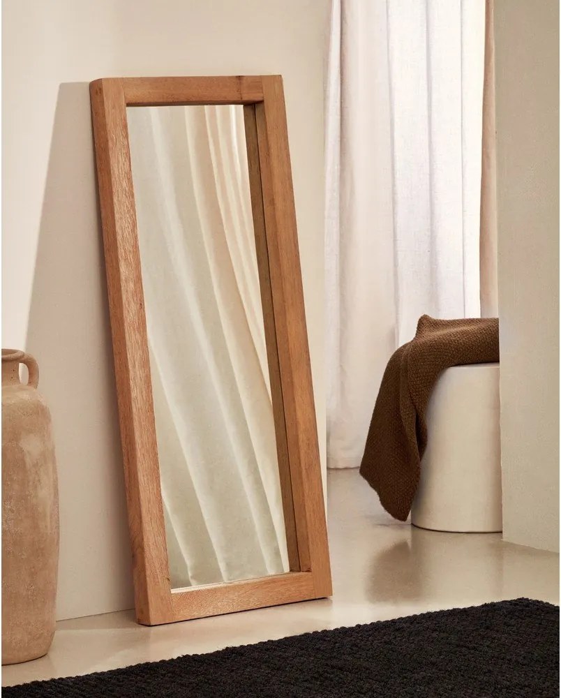 Nástenné zrkadlo s dreveným rámom 50x120 cm Maden – Kave Home
