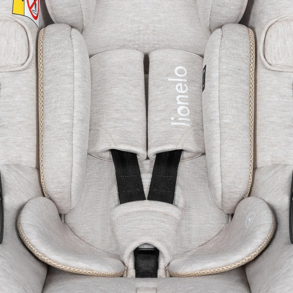 Autosedačka Lionelo MOXIE i-Size 40-87 cm Farba: Black