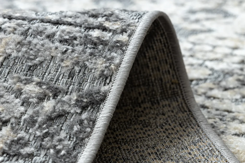 Koberec Štrukturálny SOLE D3732 Aztécky, diamanty sivo / béžový