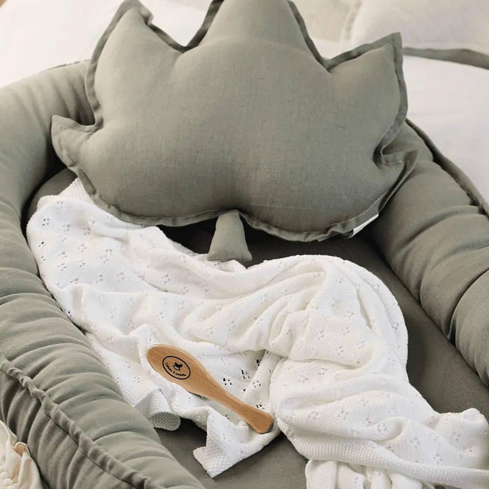 Ľanový vankúš javorový list olivová 43x43 cm