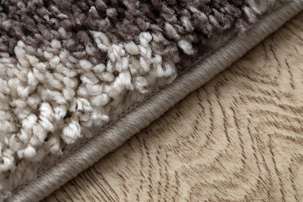 Behúň BERBER TROIK, krémový, strapce