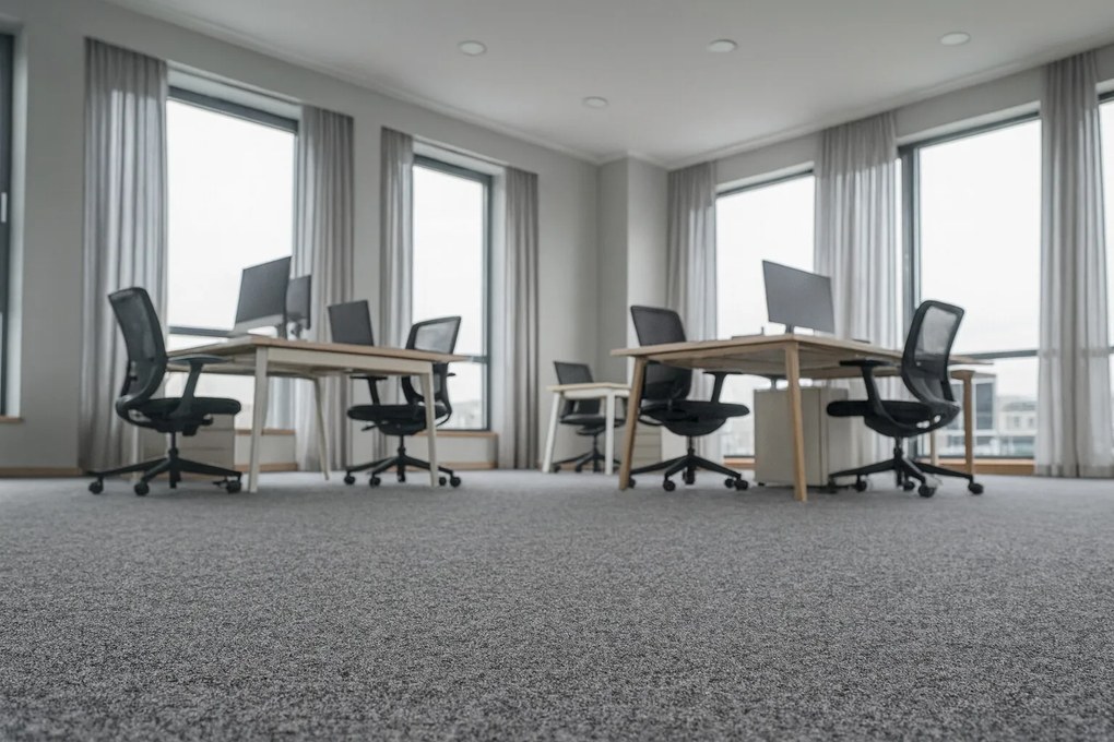 Betap, Metrážny koberec Primo 73 sv. šedý, záťažový, na mieru, šíře 4m, šedá, resine, chodba / predsieň