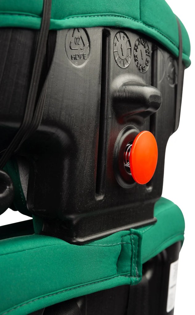 Autosedačka CARETERO FALCON I-size 76-150 cm Farba: Black