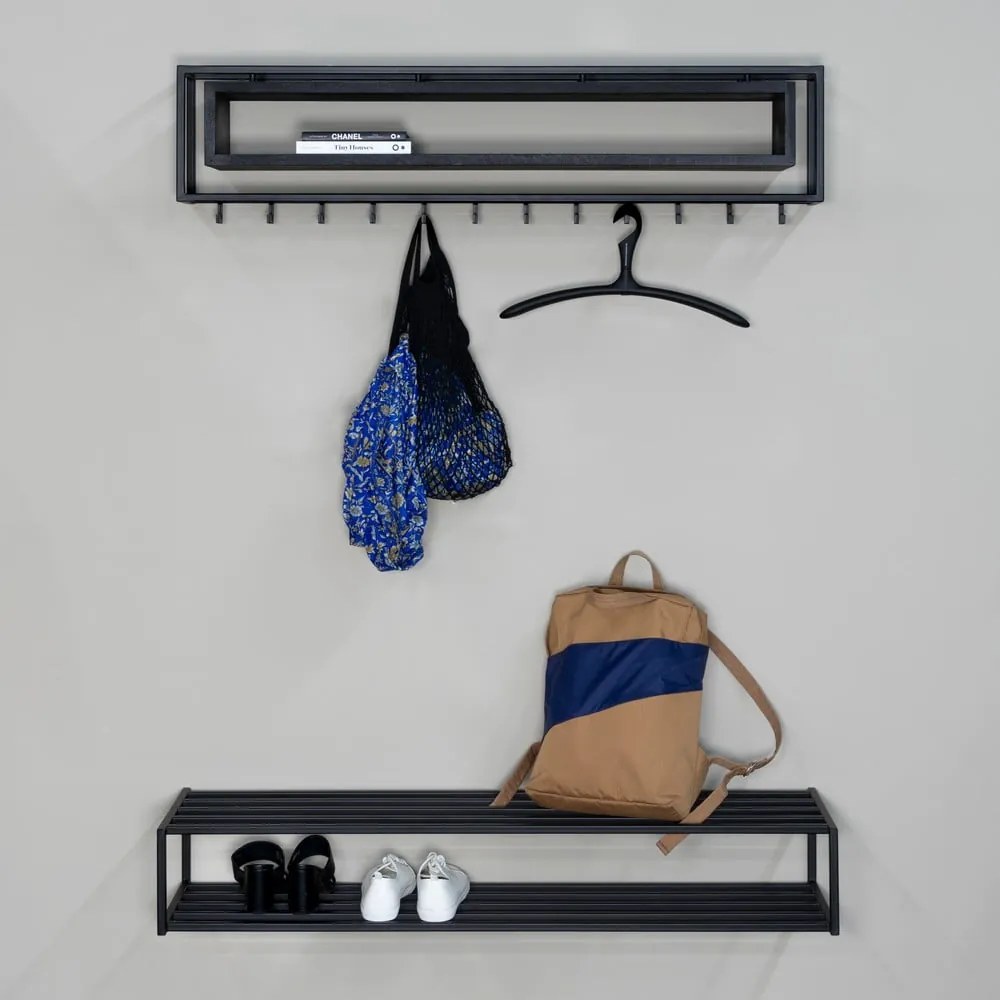 Čierna kovová závesná skrinka na topánky 118x20,5x30,5 cm School – Spinder Design