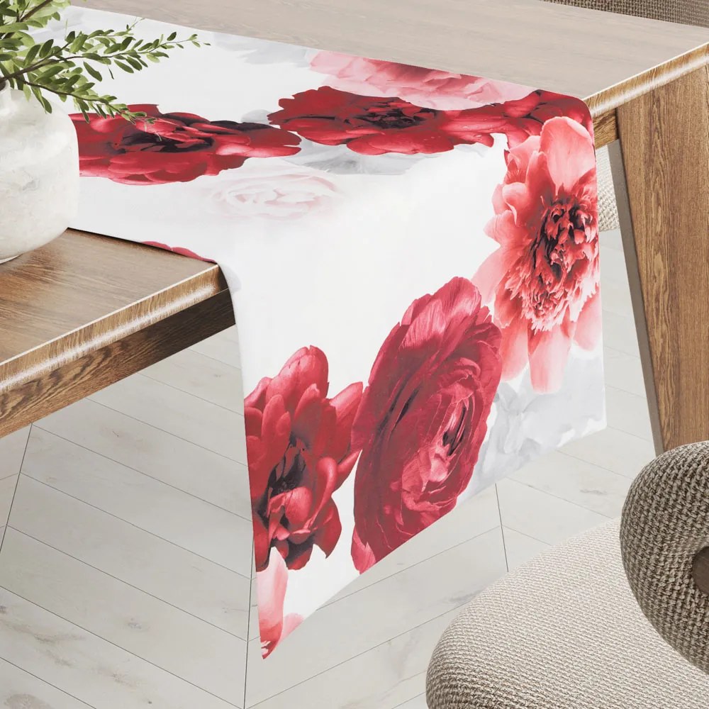 Biante Dekoračný behúň na stôl PM-017 Veľké červené kvety 35x140 cm