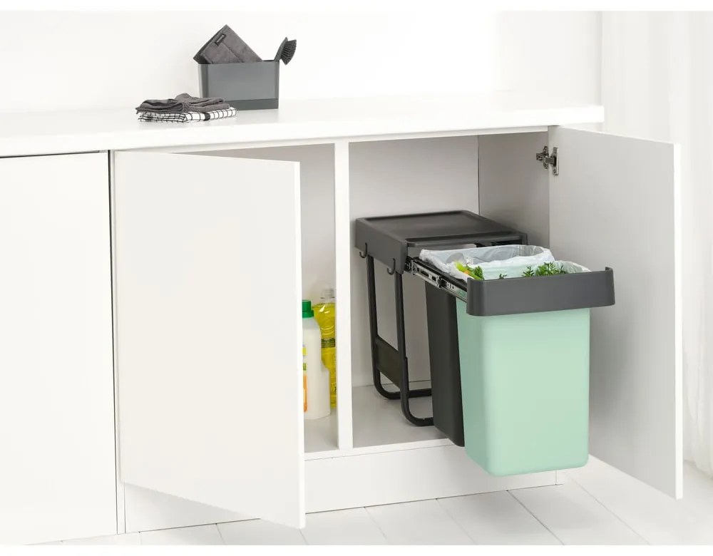 Vstavaný plastový odpadkový kôš na triedený odpad v mentolovo-tmavosivej farbe 30 l Sort&amp;Go – Brabantia