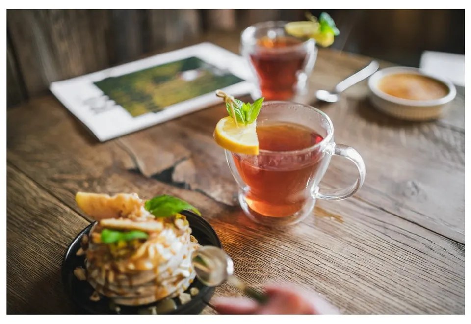 Sklenené hrnčeky v súprave 2 ks na cappuccino/dvojstenné 370 ml Bolla – Vialli Design