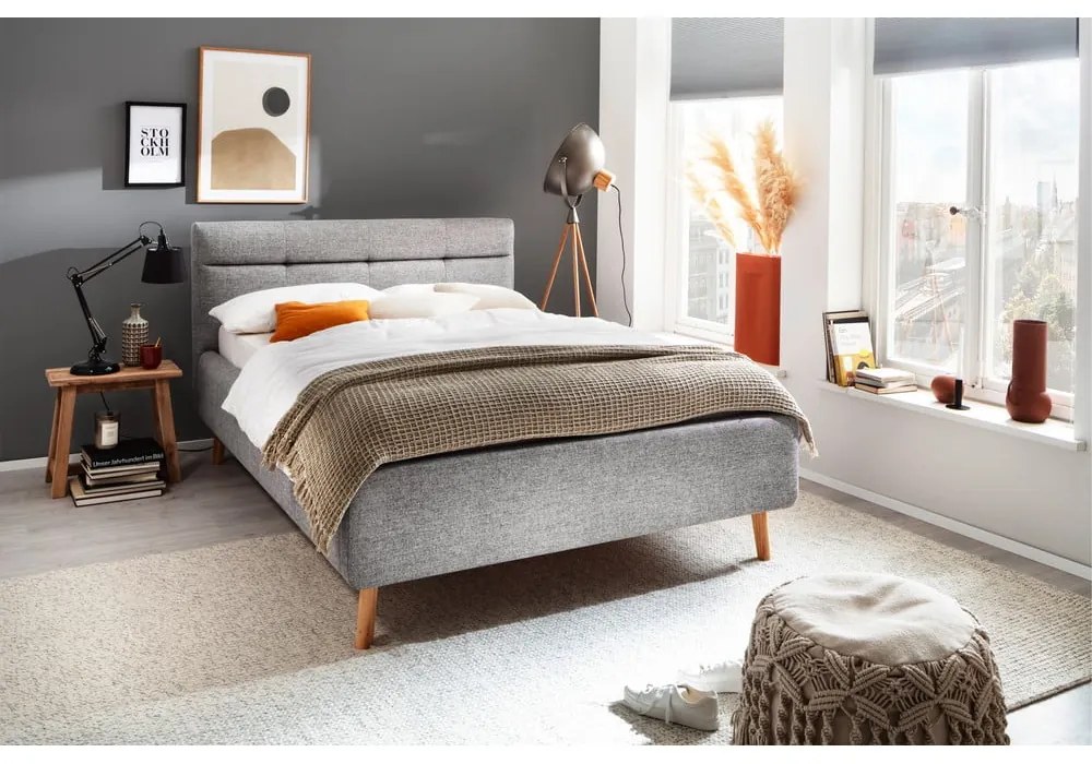 Sivá čalúnená dvojlôžková posteľ s úložným priestorom s roštom 140x200 cm Lotte – Meise Möbel