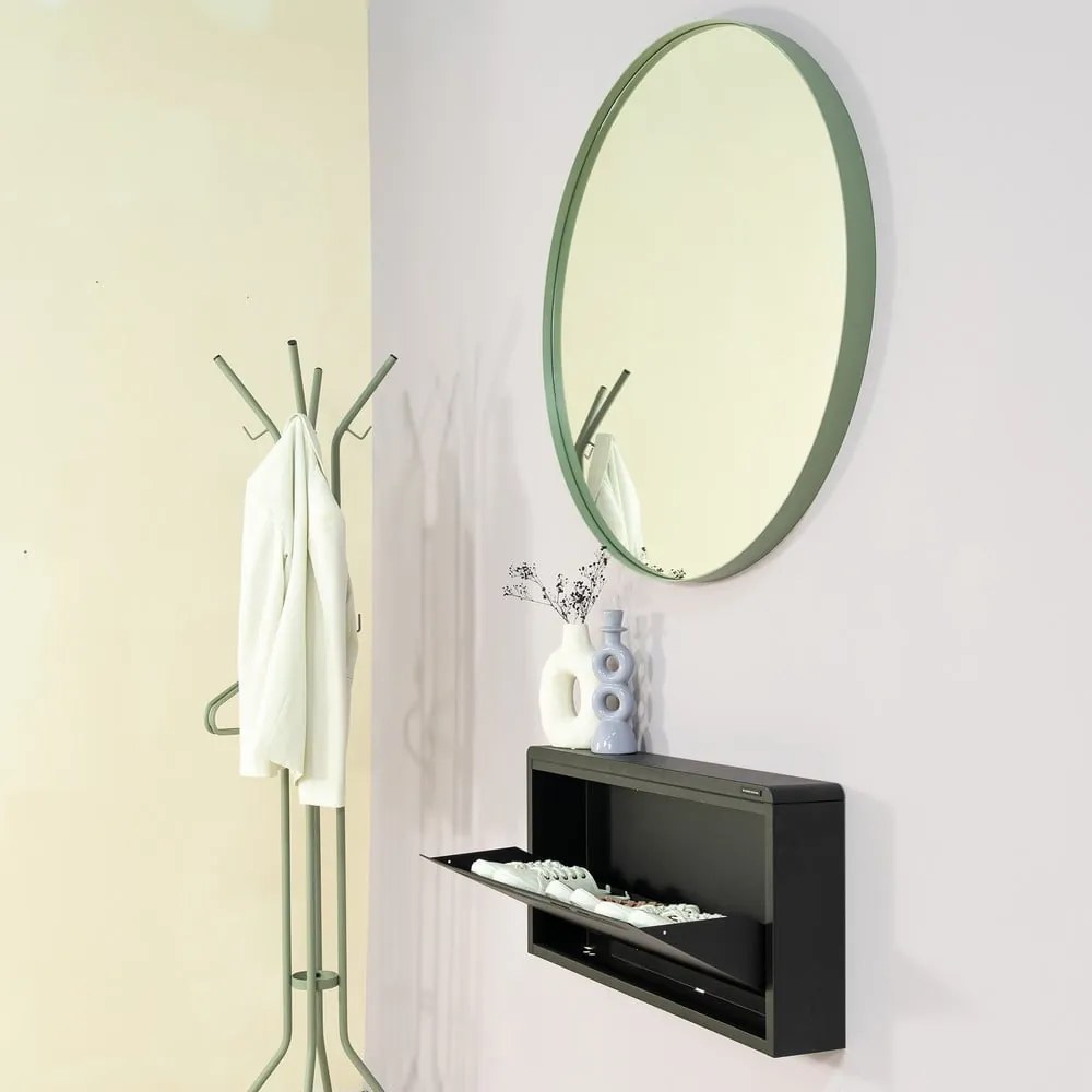 Čierna kovová výklopná závesná skrinka na topánky Mario – Spinder Design