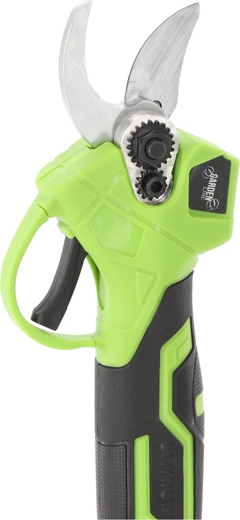 KPL. 15 CM 600 W 21 V BEZDRÔTOVÁ PÍLA NA VETVY + 25 MM 600 W 21 V BEZDRÔTOVÉ NOŽNICE NA STRIEHANIE