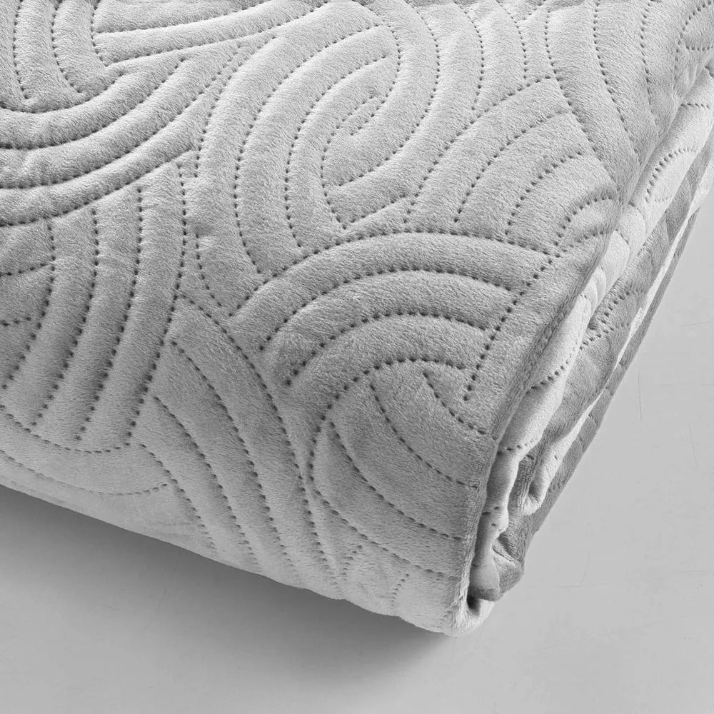 Sivá zamatová súprava prikrývky a obliečky na vankúš 240x260 cm Solange – douceur d'intérieur