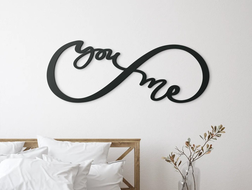 drevko Symbol Nekonečná láska s nápisom You & Me Rozmer obrazu: 17 x 44,5 cm, Farba dekorácie: Čierna