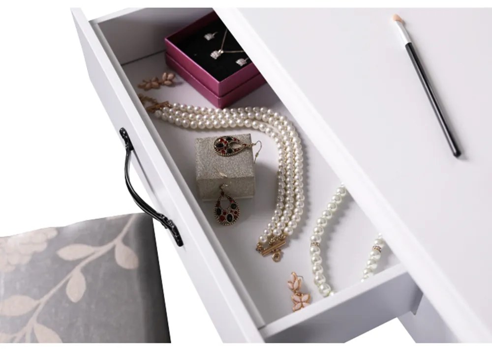 Dekoratívny stolík so stoličkou LINET NEW, biely