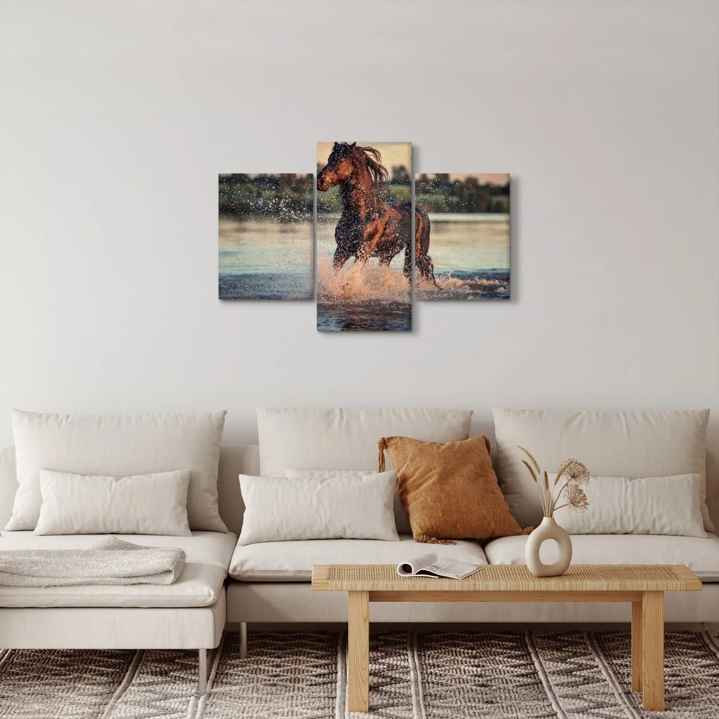 Obraz - Bežiaci kôň (90x60 cm)