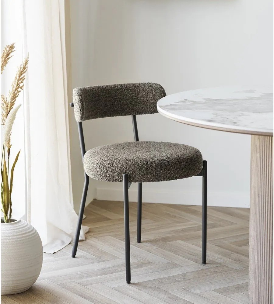 Hnedá čalúnená jedálenská stolička Badalona – House Nordic