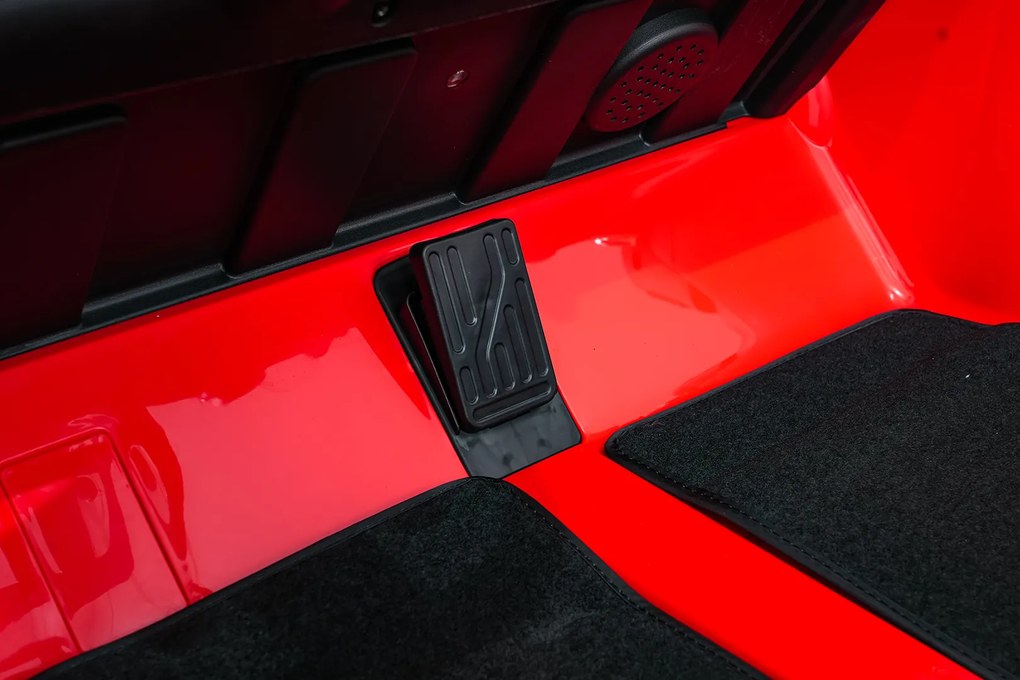 Ramiz Mercedes-Benz GT63 AMG elektrické autíčko pre deti červené