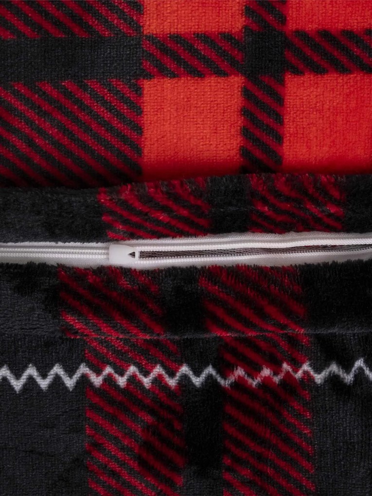 Predĺžené obliečky mikroplyš Exclusive – Scot červené