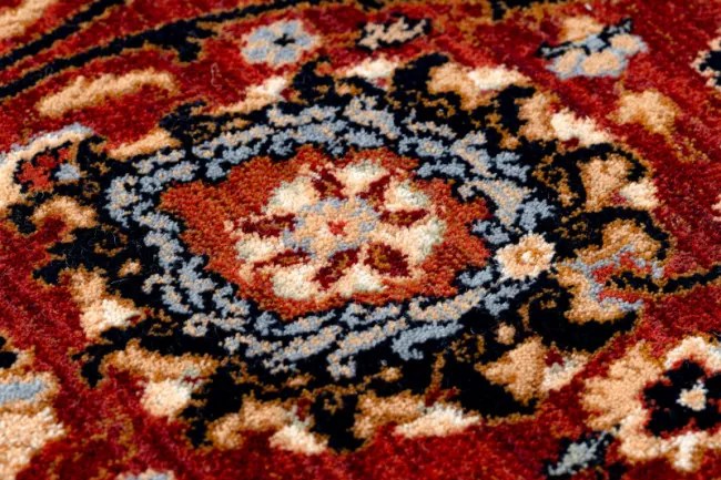 Koberec KESHAN Fredzle, Ornament, ramka orientálny 7573/53577 bordo / granát
