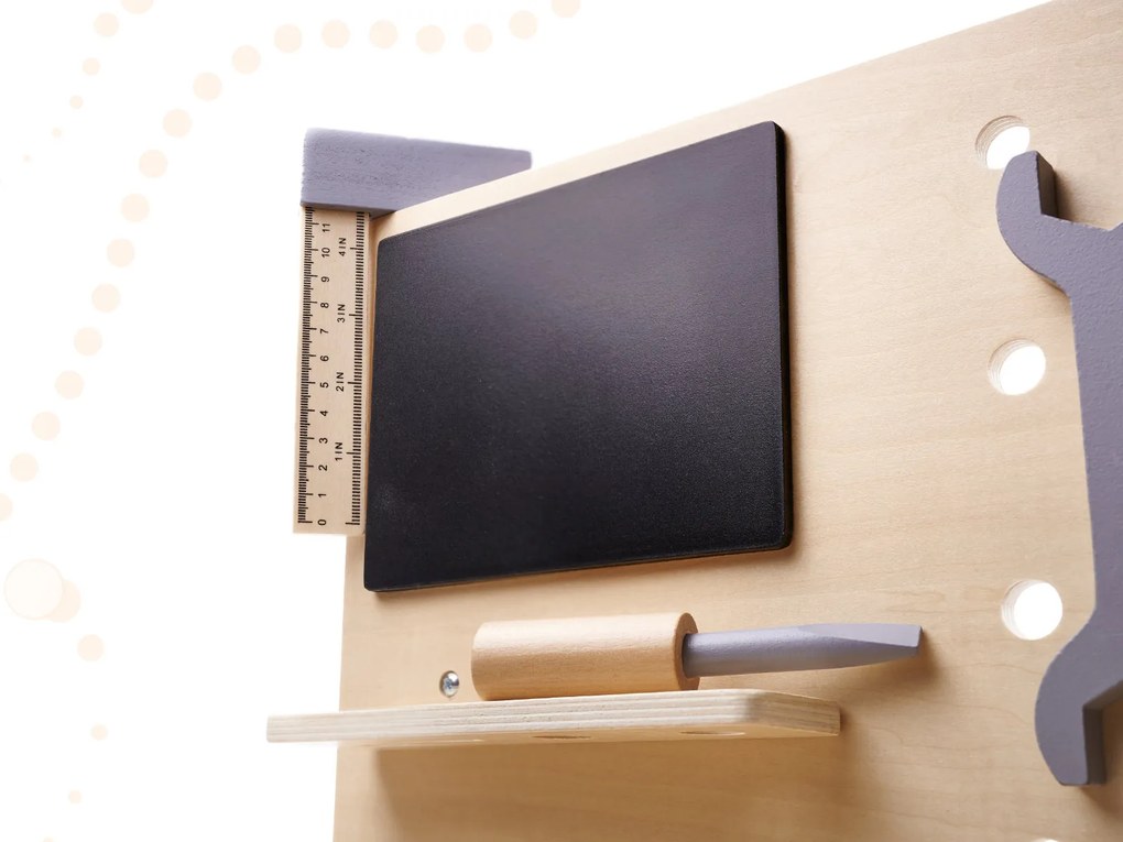 KIK Dřevěná dílna s nářadím na stole DIY set