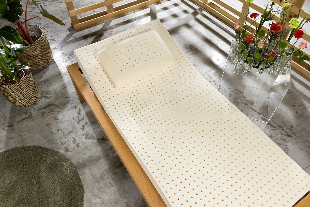 Novaya Detský latexový matrac (nezónový) Rozmer: 190x80, Poťahová látka: Aloe Vera, Tvrdosť matraca: Stredne Tvrdý (65 kg/m3)