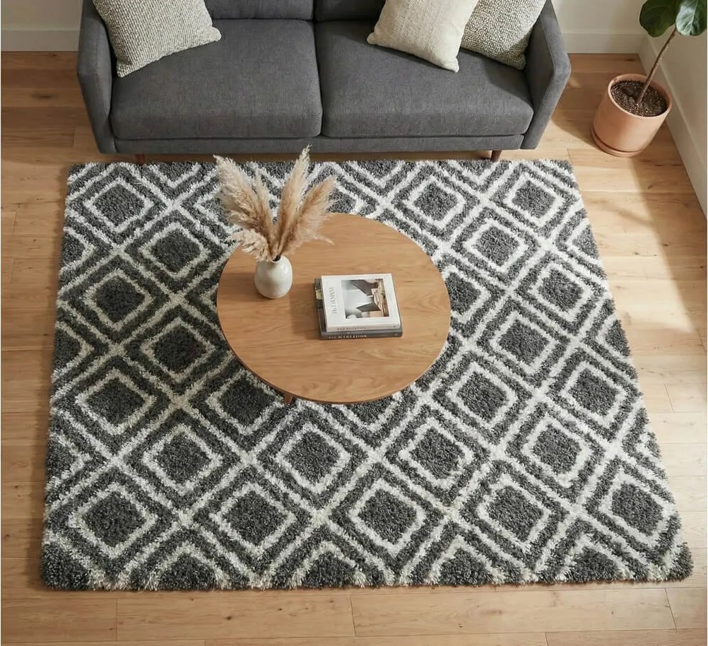 TZ Tmavosivý vzorovaný koberec shaggy Decor Cube Rozmer: 100x150 cm