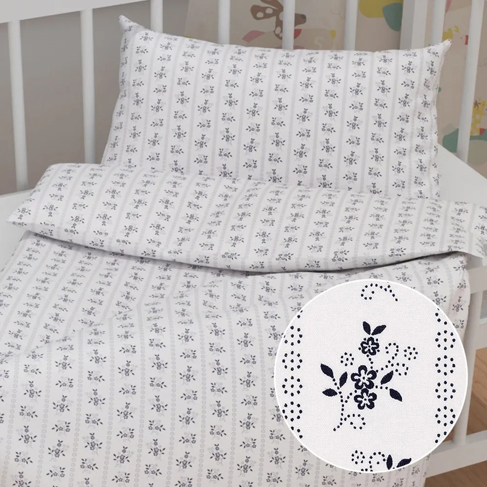 Biante Detské bavlnené posteľné obliečky do postieľky Sandra SA-641 Temne modrý ľudový kvetinový vzor na bielom Do postieľky 90x140 a 50x70 cm