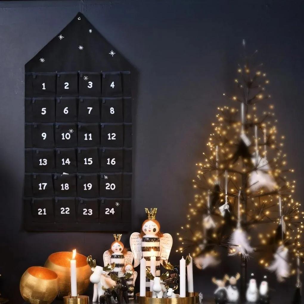 Textilný adventný kalendár House