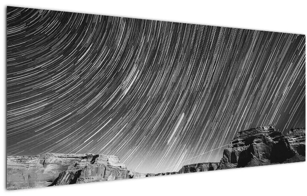 Čiernobiely obraz hviezdnej oblohy (120x50 cm)
