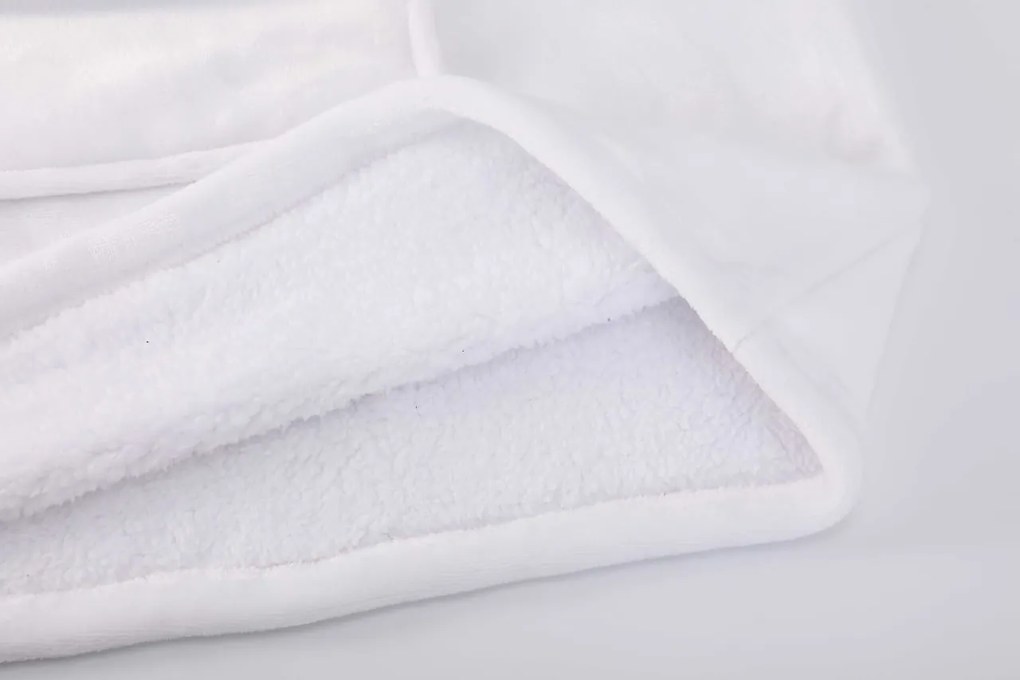 Deka s rukávmi HOODIE biela