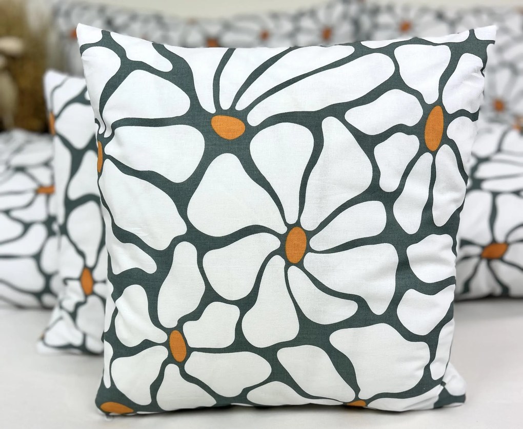 INTERMEDIC SK Obliečka na vankúš Sivý Kvet 40x40 cm