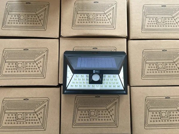 Bezdoteku LEDSolar 46 solárne vonkajšie svetlo, 46 LED so senzorom, bezdrôtové, iPRO, 3W, studená farba