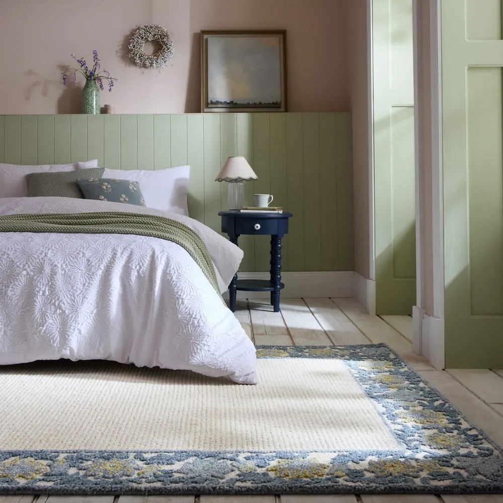 Modrý/slonovinový ručne tkaný koberec s prímesou vlny 200x290 cm Myla Floral Frame – Flair Rugs