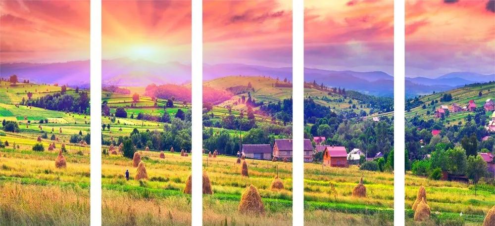 5-dielny obraz stohy sena v karpatských horách - 200x100