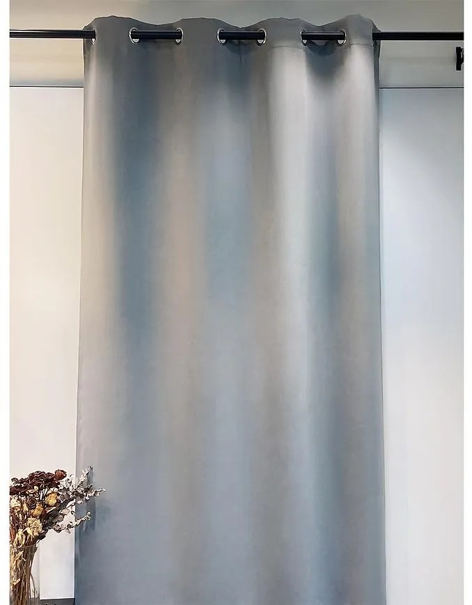 Záves BLACK OUT na priechodkách 205/GSM/140X250