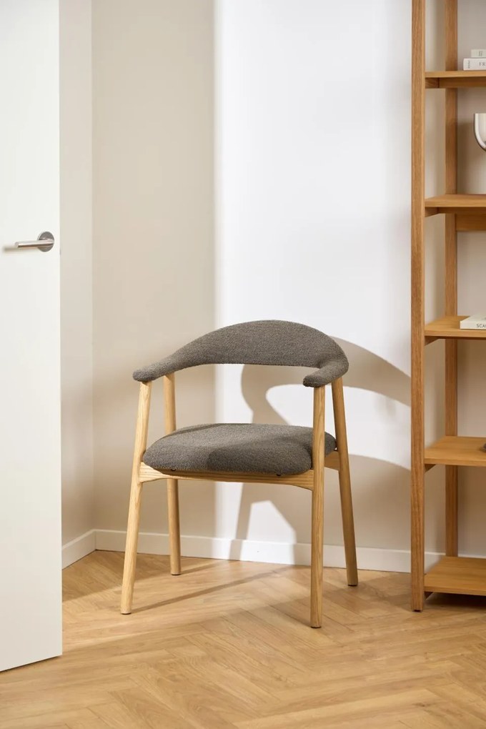 Škandinávska stolička Addi (05701) s podrúčkami, hnedá