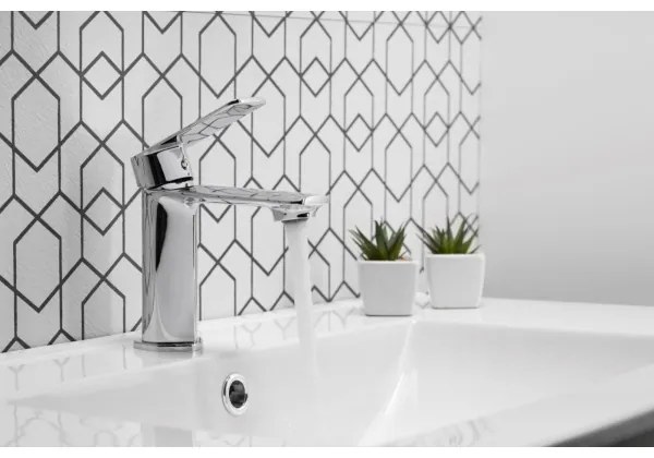 KFA Armatura 4422-815-00 - Umývadlová batéria + výpust AGAT 15,2 cm lesklý chróm