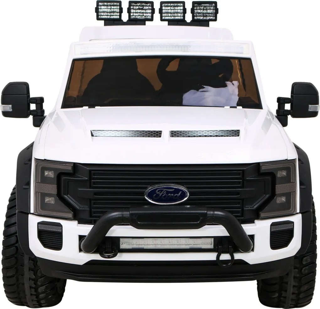Ramiz Pickup Ford Super Duty biely