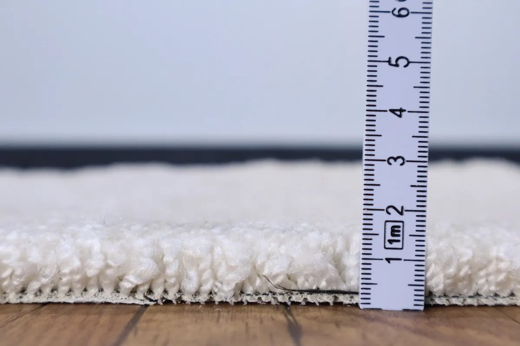 Metrážny koberec Laguna krémová - neúčtujeme odrezky z role, na mieru, šíře 1,33m,1m,2m,3m,4m,na mieru, neúčtujeme odrezky, biela, detská izba