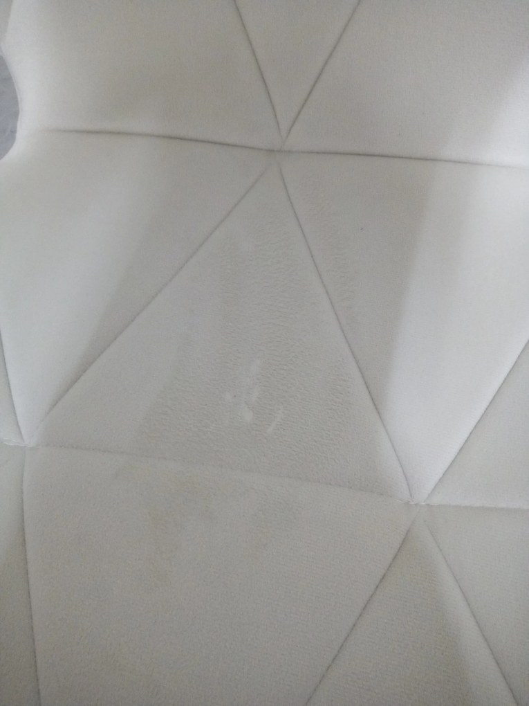 AKCIA Kancelárske kreslo AVOLA VELVET, svetlo krémové II. akosť
