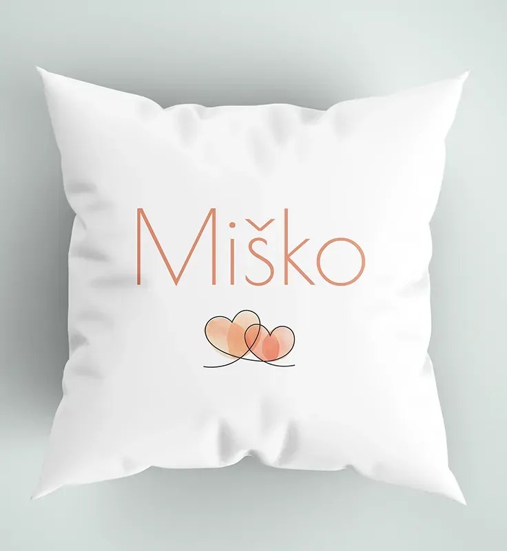 interesi Biely vankúš s menom a srdiečkami