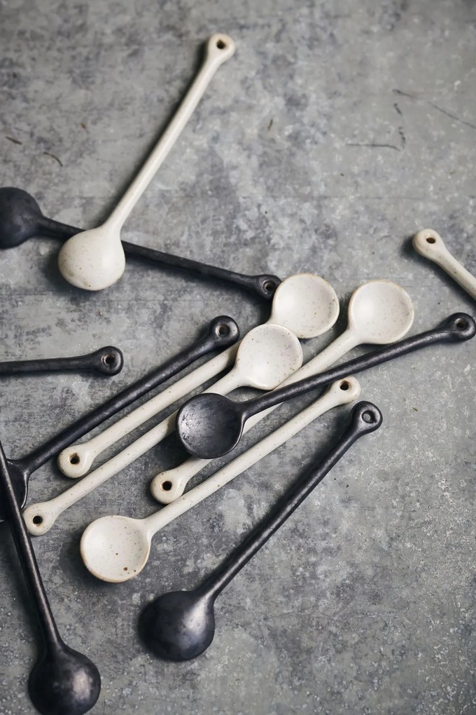 Lyžička Pion bielo-sivá