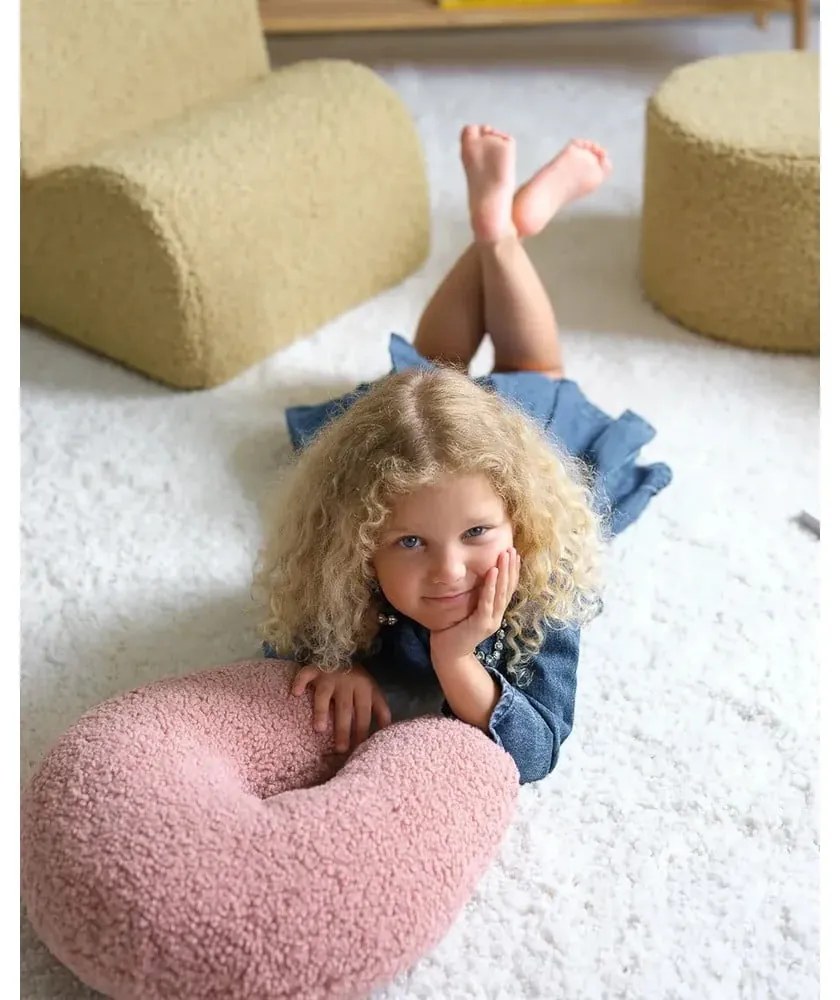 Ružový detský pohovkový vankúš z textílie buklé U – Wigiwama