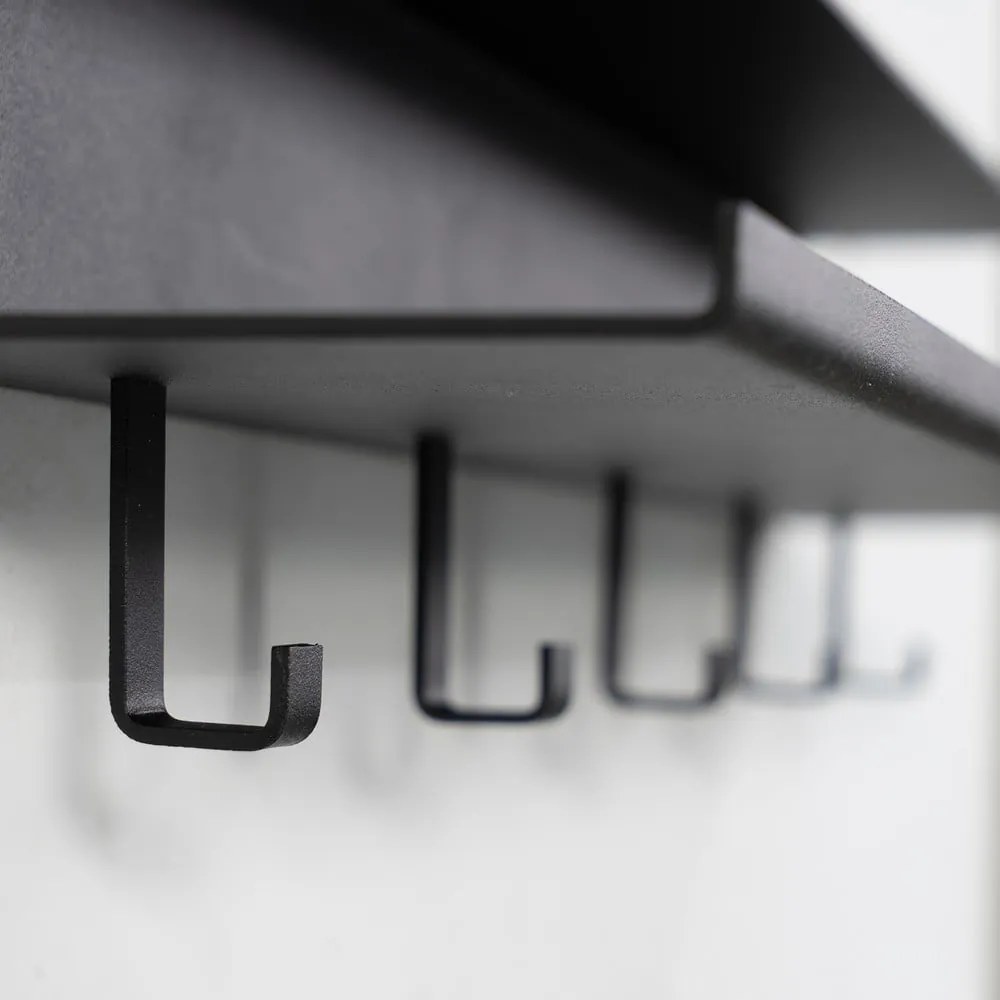 Čierny kovový nástenný vešiak s poličkou 50 cm Easy – Spinder Design