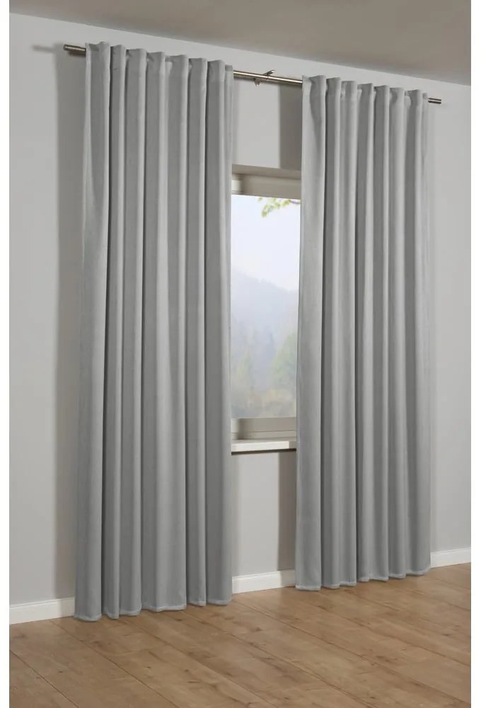 Sivý zatemňovací záves 245x130 cm Blackout - Gardinia